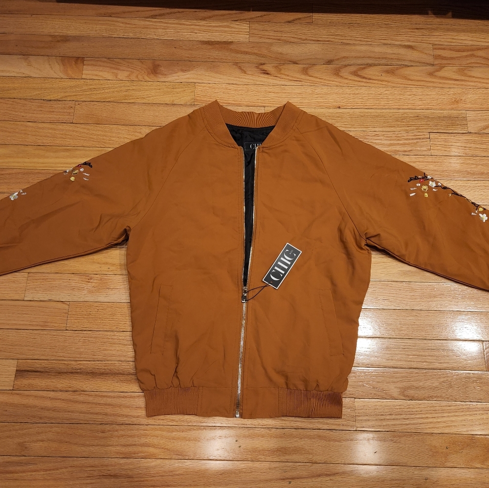 NWT Chic NYC Flower Floral Embossed Embroidery Caramel/Brown/Rust Bomber Jacket